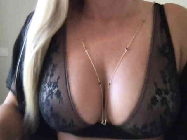 chloebelle webcam