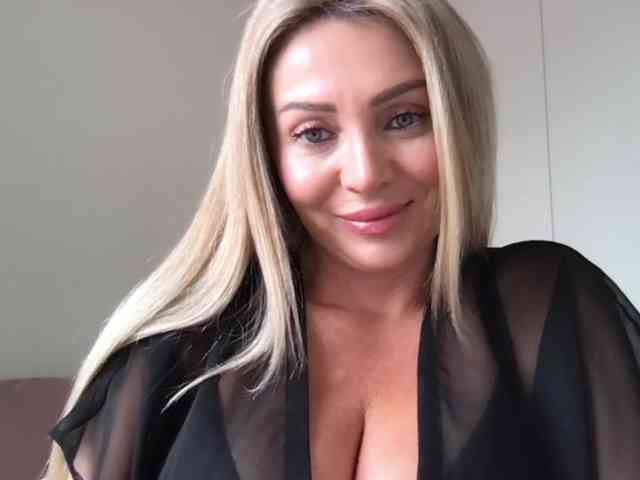 chloebelle