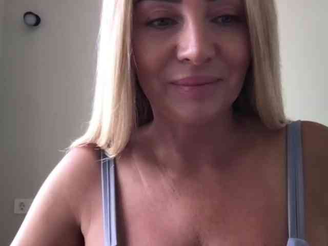 chloebelle