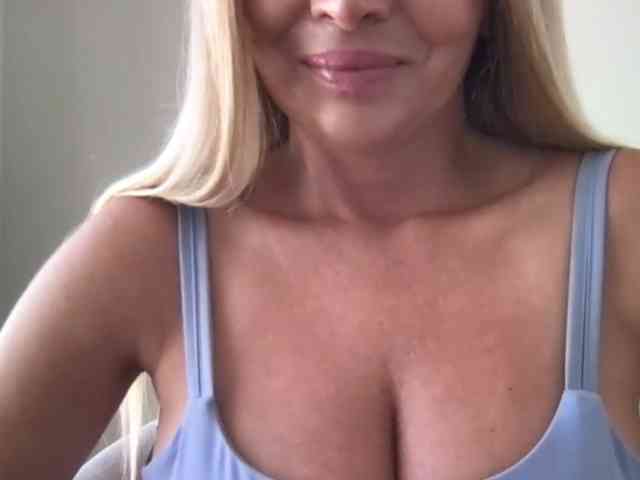 chloebelle