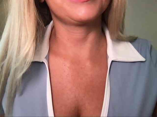 chloebelle webcam