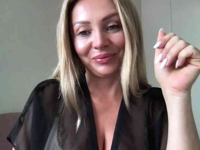 chloebelle webcam