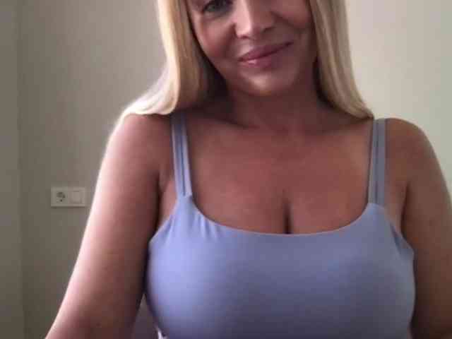 chloebelle