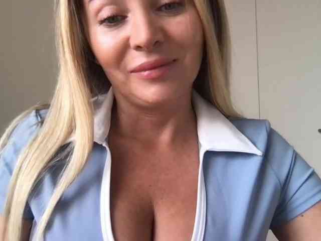 chloebelle webcam