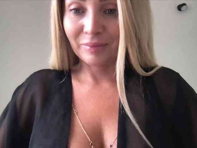 chloebelle webcam