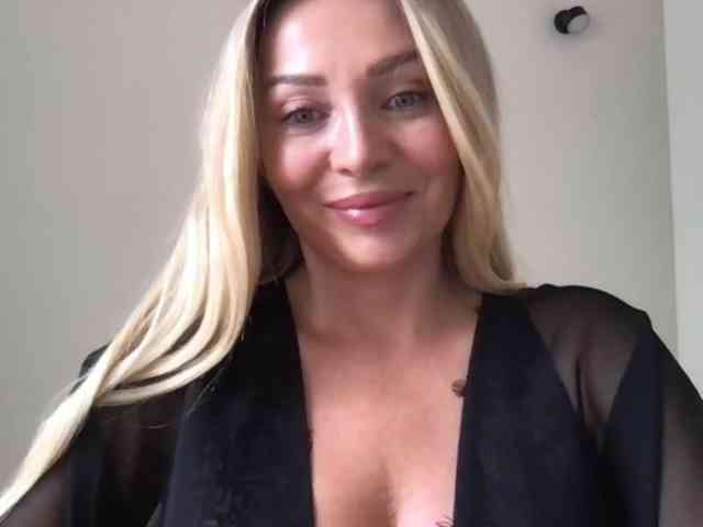 chloebelle webcam