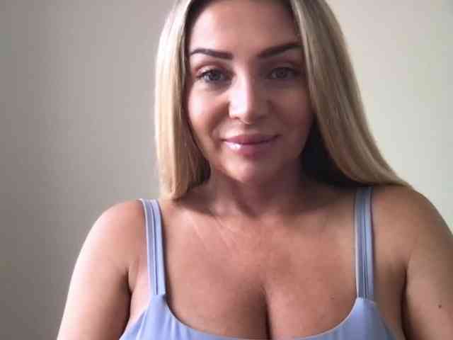 chloebelle