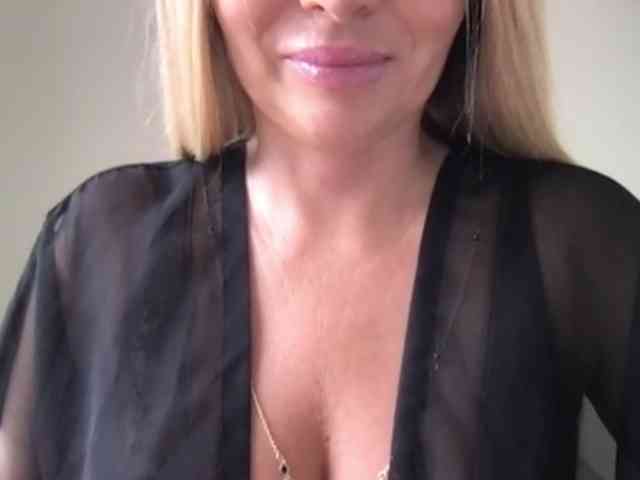 chloebelle webcam