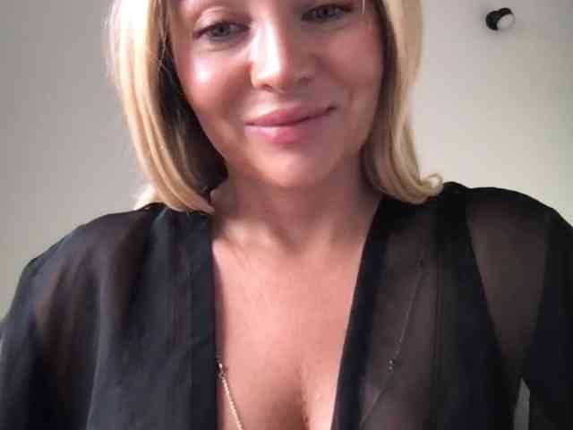 chloebelle webcam