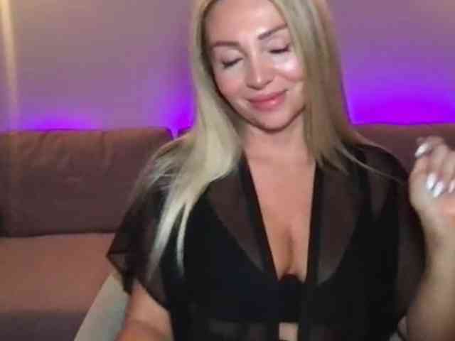 chloebelle webcam