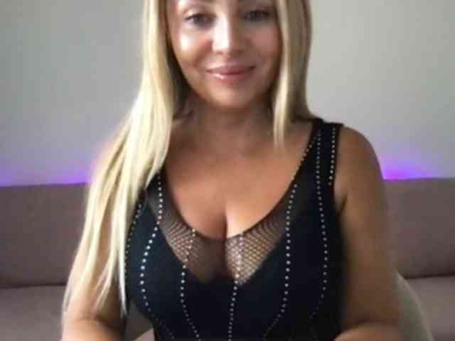 chloebelle webcam