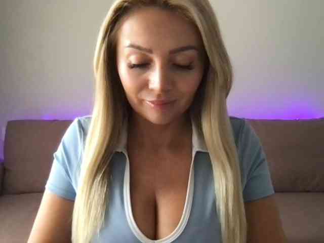 chloebelle webcam