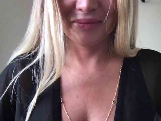chloebelle webcam