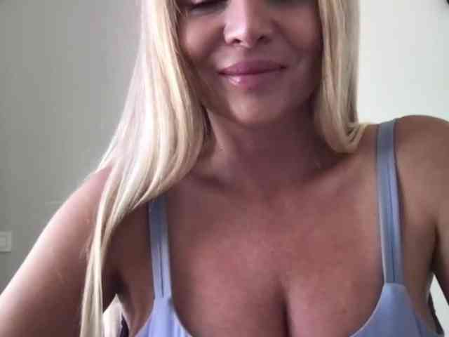 chloebelle