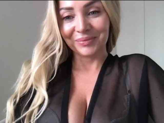 chloebelle webcam
