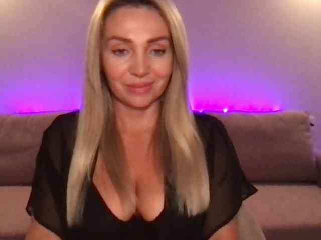 chloebelle webcam