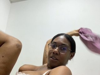 ReginaCorleone's Live Webcam