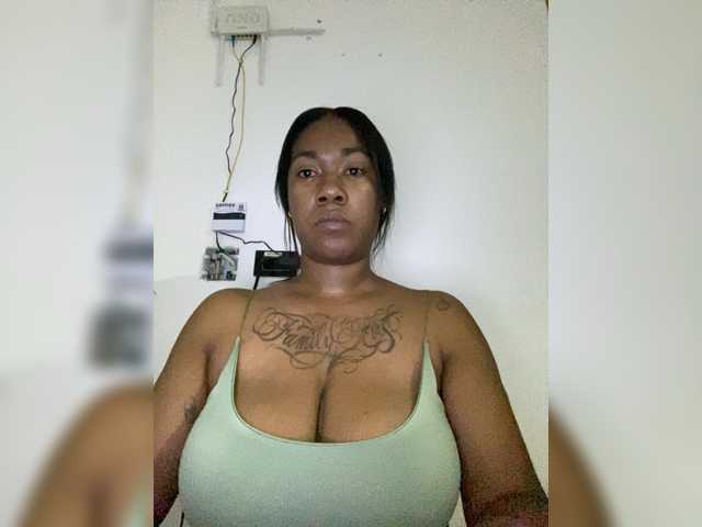 RegiCorleone live cam on BongaCams