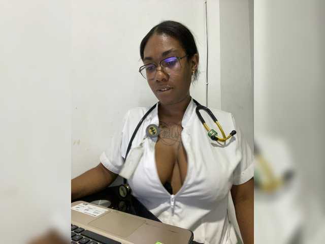 RegiCorleone live cam on BongaCams
