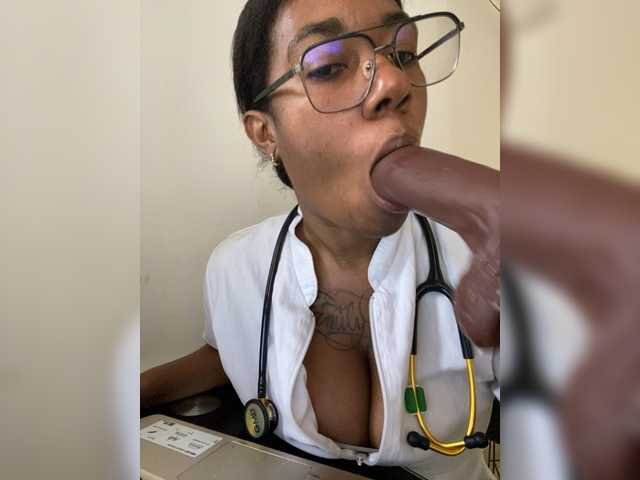 RegiCorleone live cam on BongaCams