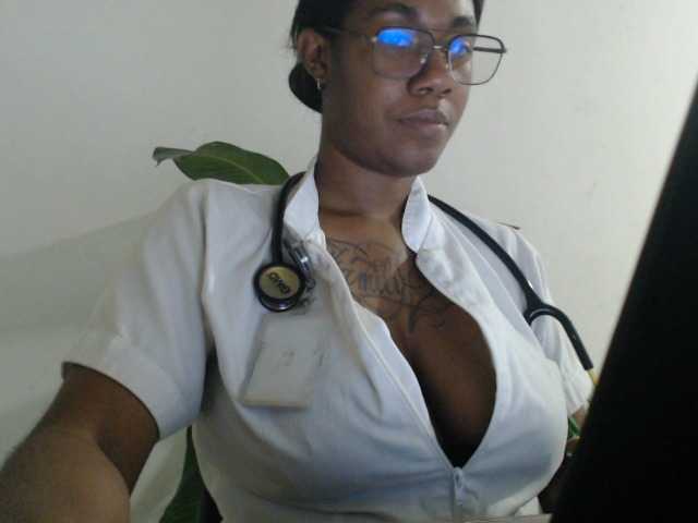 ReginaCorleone live webcam show