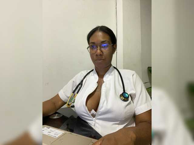 RegiCorleone live cam on BongaCams
