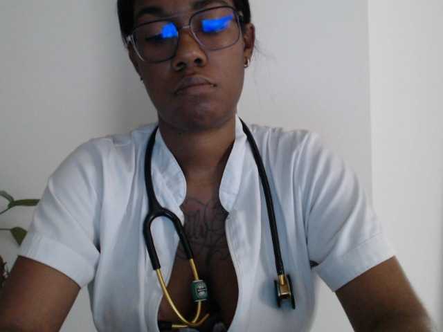 RegiCorleone live cam on BongaCams