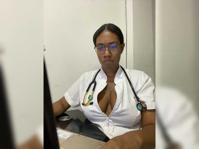 RegiCorleone live cam on BongaCams