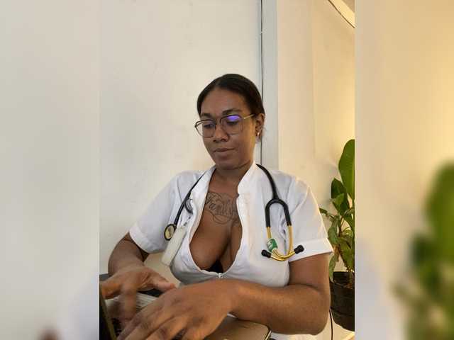 RegiCorleone live cam on BongaCams
