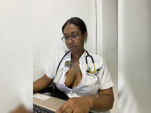 RegiCorleone live cam on BongaCams