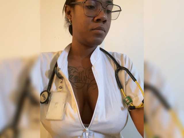 RegiCorleone live cam on BongaCams
