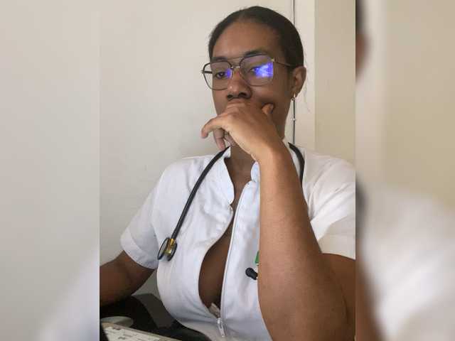 RegiCorleone live cam on BongaCams