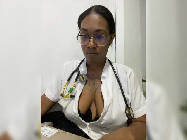 RegiCorleone live cam on BongaCams