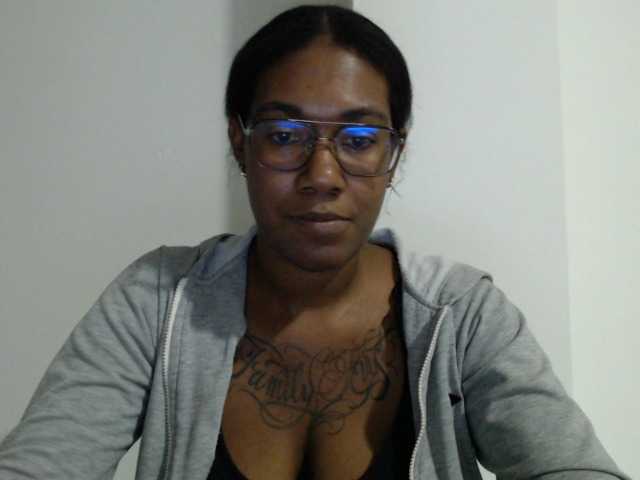 RegiCorleone live cam on BongaCams