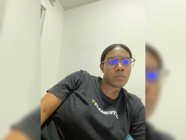 ReginaCorleone live webcam show