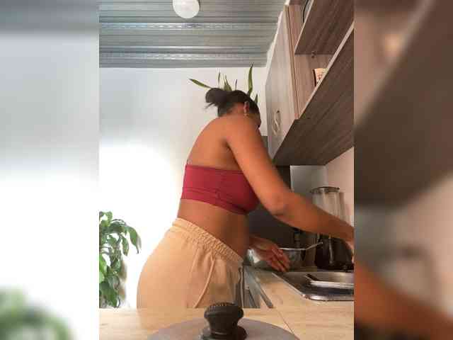 ReginaCorleone webcam