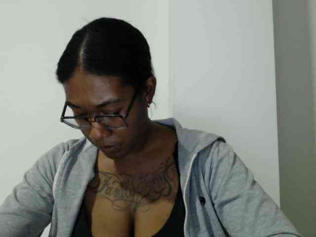 ReginaCorleone webcam