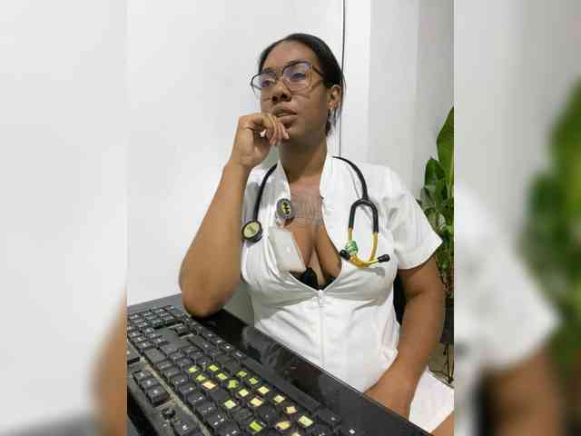 ReginaCorleone webcam
