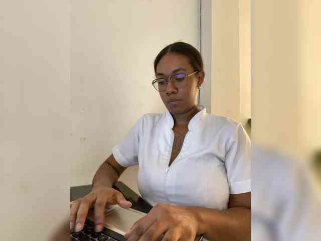 ReginaCorleone webcam