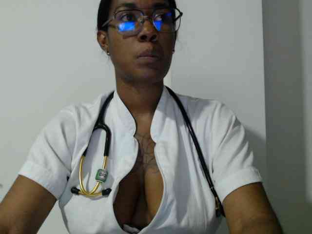 ReginaCorleone webcam