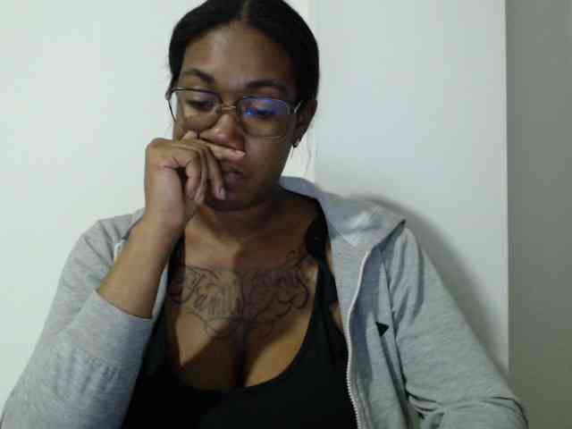 ReginaCorleone webcam