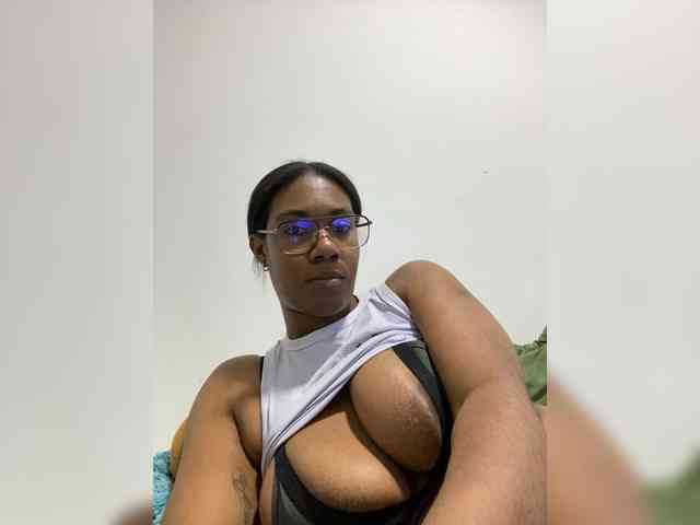 ReginaCorleone webcam