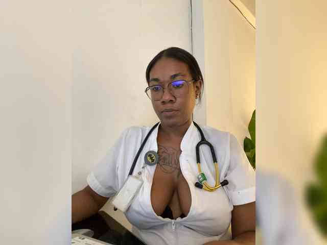 ReginaCorleone webcam