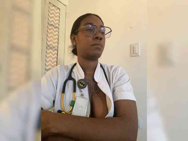 ReginaCorleone webcam