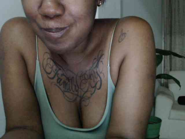 ReginaCorleone webcam
