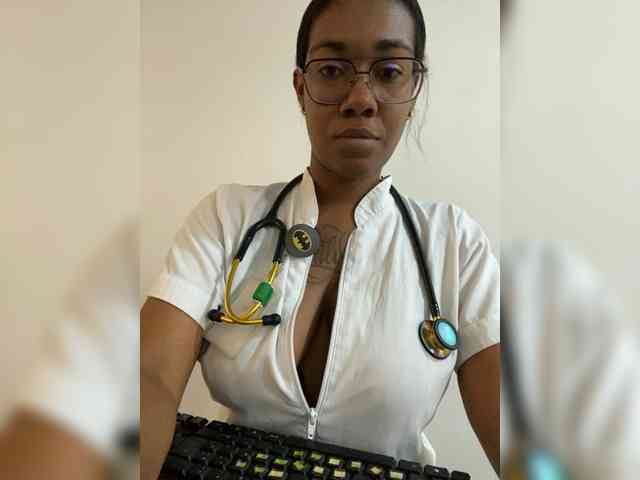 Modèle: ReginaCorleone