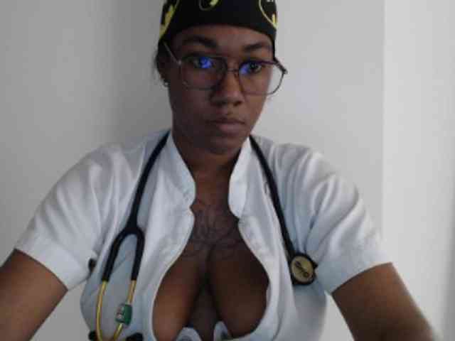 ReginaCorleone webcam