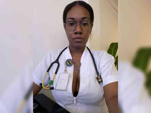 ReginaCorleone webcam