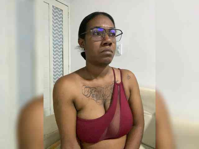 ReginaCorleone webcam