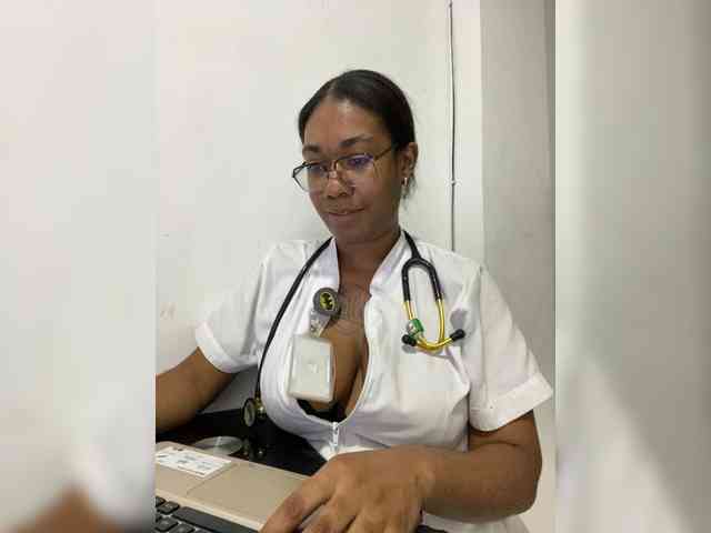 ReginaCorleone webcam